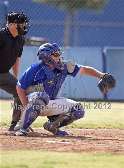 Thumbnail 1 in Bakersfield Christian vs. Wasco photogallery.