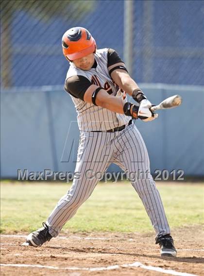 Thumbnail 2 in Bakersfield Christian vs. Wasco photogallery.