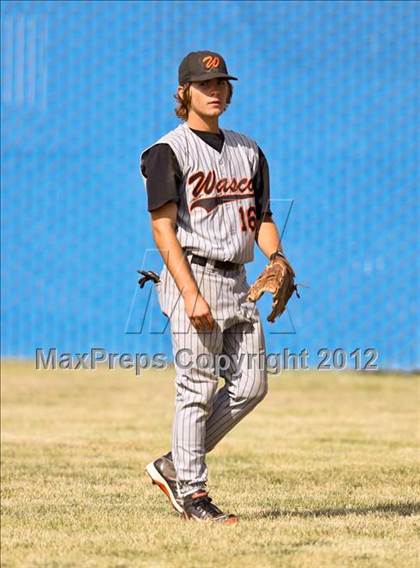 Thumbnail 1 in Bakersfield Christian vs. Wasco photogallery.