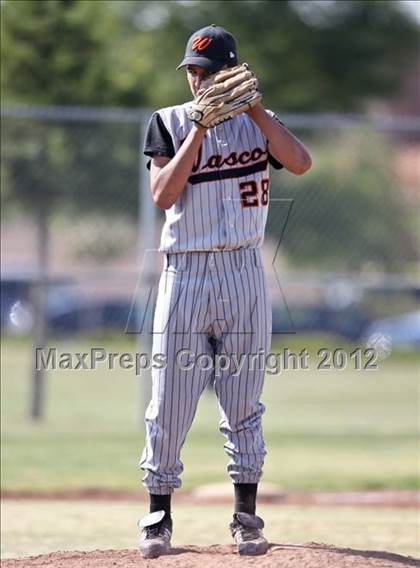 Thumbnail 3 in Bakersfield Christian vs. Wasco photogallery.