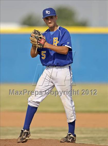 Thumbnail 2 in Bakersfield Christian vs. Wasco photogallery.