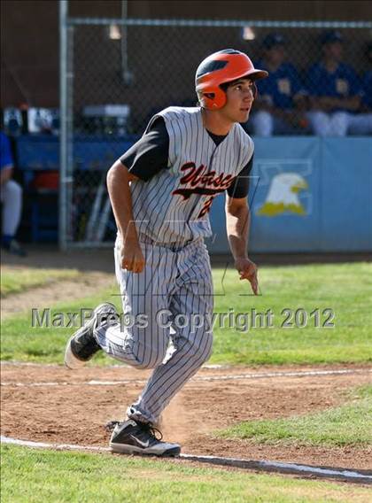 Thumbnail 2 in Bakersfield Christian vs. Wasco photogallery.