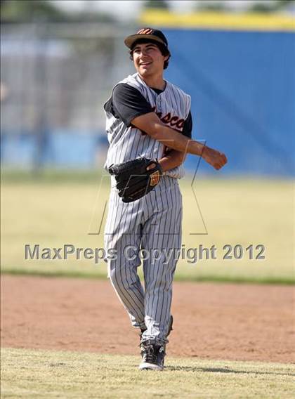 Thumbnail 3 in Bakersfield Christian vs. Wasco photogallery.