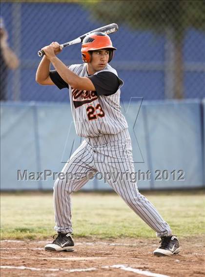 Thumbnail 2 in Bakersfield Christian vs. Wasco photogallery.