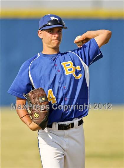 Thumbnail 2 in Bakersfield Christian vs. Wasco photogallery.