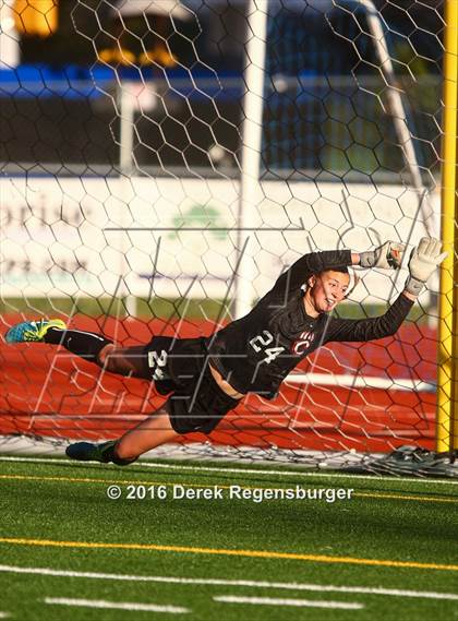 Thumbnail 3 in Broomfield vs Chaparral (CHSAA 5A 1st Round) photogallery.