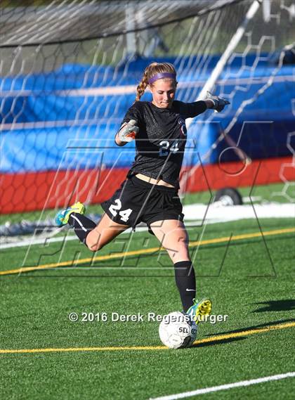 Thumbnail 3 in Broomfield vs Chaparral (CHSAA 5A 1st Round) photogallery.