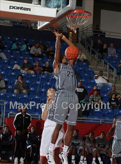 Thumbnail 2 in Rockwall vs. Huntington (Thanksgiving Hoofest)  photogallery.