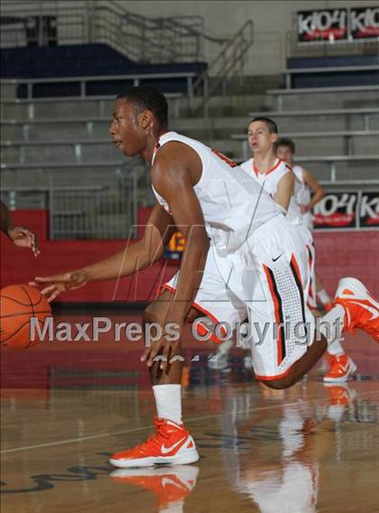 Thumbnail 2 in Rockwall vs. Huntington (Thanksgiving Hoofest)  photogallery.