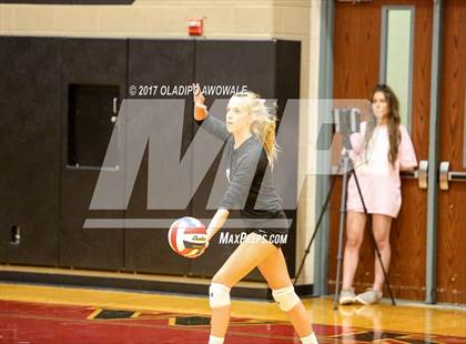 Thumbnail 3 in Horn @ Rockwall-Heath photogallery.