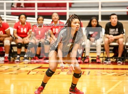 Thumbnail 2 in Horn @ Rockwall-Heath photogallery.