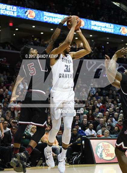 Thumbnail 3 in Sierra Canyon vs Memphis East (Bass Pro Tournament of Champions) photogallery.
