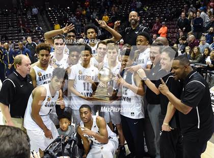 Thumbnail 2 in Sierra Canyon vs Memphis East (Bass Pro Tournament of Champions) photogallery.