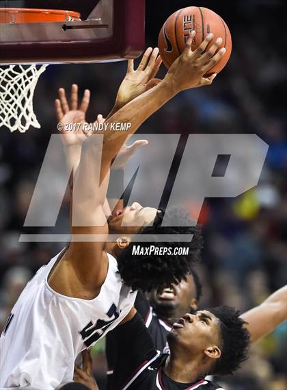 Thumbnail 3 in Sierra Canyon vs Memphis East (Bass Pro Tournament of Champions) photogallery.