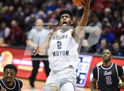Thumbnail 1 in Sierra Canyon vs Memphis East (Bass Pro Tournament of Champions) photogallery.