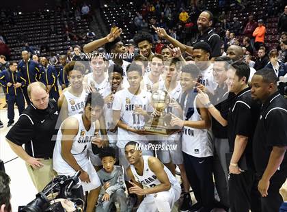 Thumbnail 1 in Sierra Canyon vs Memphis East (Bass Pro Tournament of Champions) photogallery.