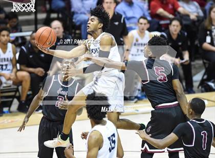 Thumbnail 2 in Sierra Canyon vs Memphis East (Bass Pro Tournament of Champions) photogallery.