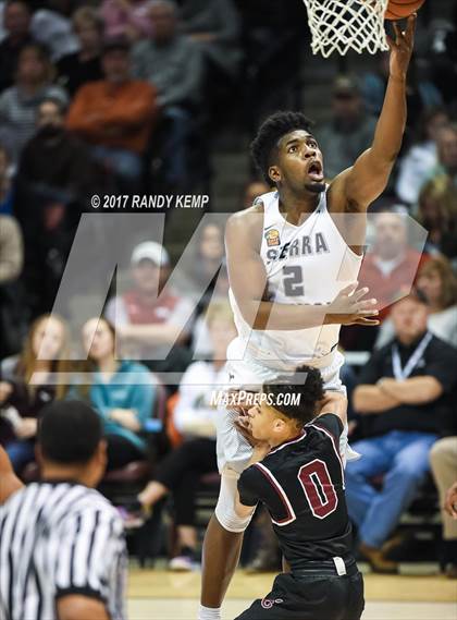 Thumbnail 1 in Sierra Canyon vs Memphis East (Bass Pro Tournament of Champions) photogallery.