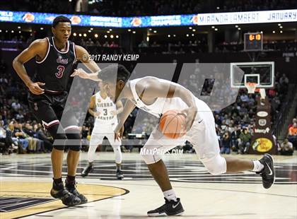 Thumbnail 3 in Sierra Canyon vs Memphis East (Bass Pro Tournament of Champions) photogallery.