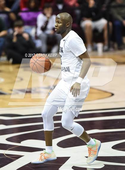Thumbnail 1 in Sierra Canyon vs Memphis East (Bass Pro Tournament of Champions) photogallery.