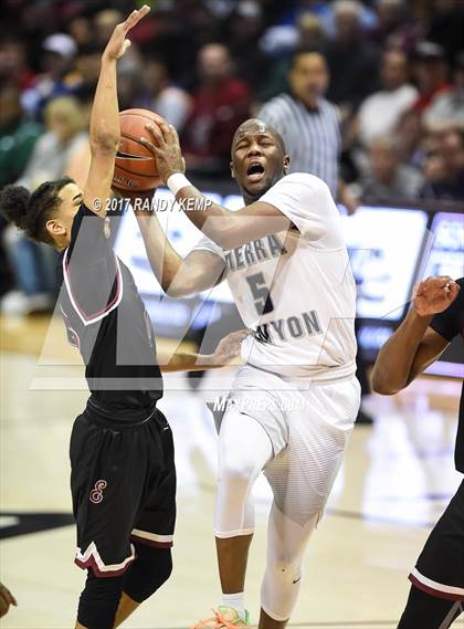 Thumbnail 1 in Sierra Canyon vs Memphis East (Bass Pro Tournament of Champions) photogallery.