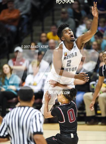 Thumbnail 2 in Sierra Canyon vs Memphis East (Bass Pro Tournament of Champions) photogallery.
