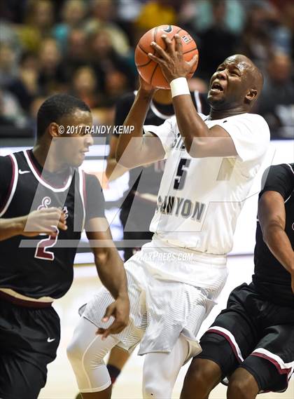 Thumbnail 1 in Sierra Canyon vs Memphis East (Bass Pro Tournament of Champions) photogallery.