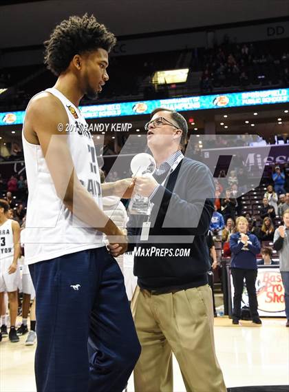Thumbnail 3 in Sierra Canyon vs Memphis East (Bass Pro Tournament of Champions) photogallery.