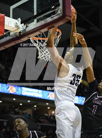 Thumbnail 3 in Sierra Canyon vs Memphis East (Bass Pro Tournament of Champions) photogallery.