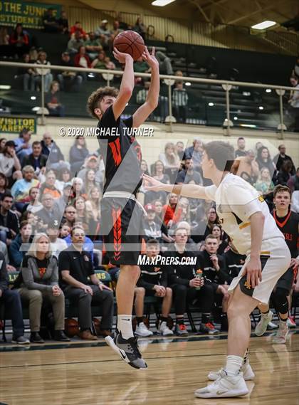 Thumbnail 3 in Bishop Kelly vs. Idaho Falls photogallery.