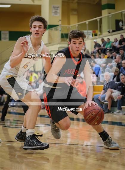 Thumbnail 3 in Bishop Kelly vs. Idaho Falls photogallery.