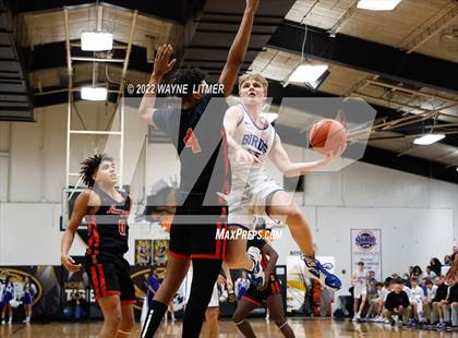 Thumbnail 2 in Newport vs Highlands (36th District Championship) photogallery.