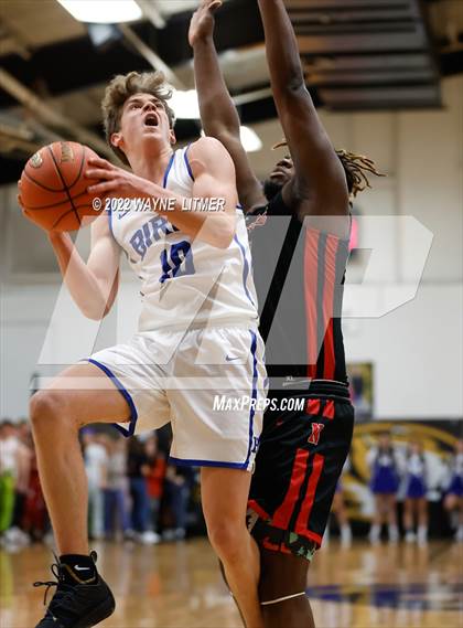 Thumbnail 2 in Newport vs Highlands (36th District Championship) photogallery.