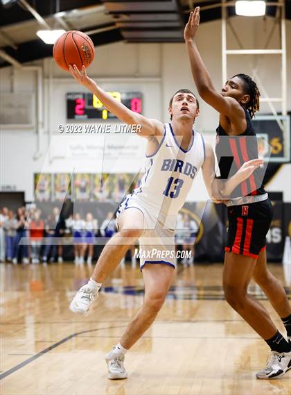 Thumbnail 1 in Newport vs Highlands (36th District Championship) photogallery.