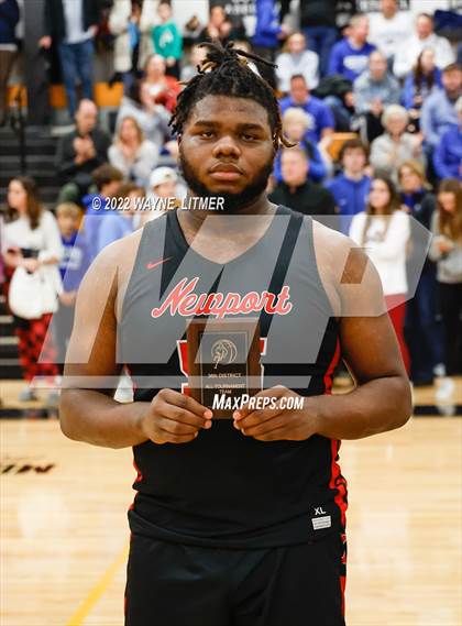 Thumbnail 1 in Newport vs Highlands (36th District Championship) photogallery.