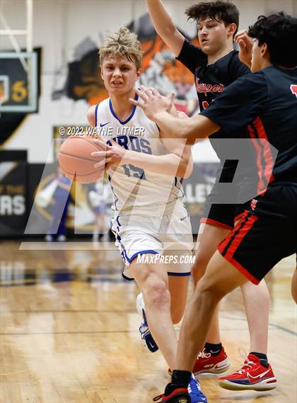 Thumbnail 3 in Newport vs Highlands (36th District Championship) photogallery.