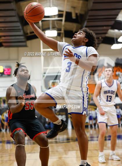 Thumbnail 1 in Newport vs Highlands (36th District Championship) photogallery.