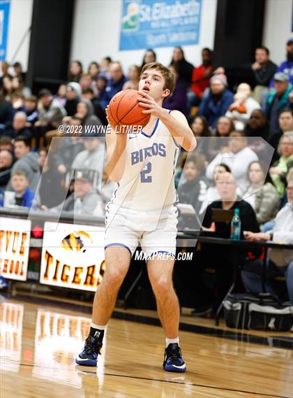 Thumbnail 1 in Newport vs Highlands (36th District Championship) photogallery.