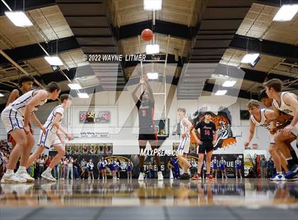 Thumbnail 3 in Newport vs Highlands (36th District Championship) photogallery.