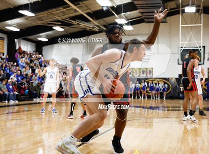 Thumbnail 1 in Newport vs Highlands (36th District Championship) photogallery.