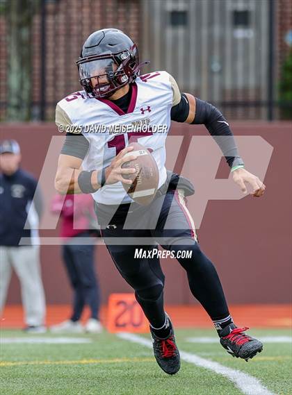 Thumbnail 3 in Iona Prep @ Chaminade photogallery.