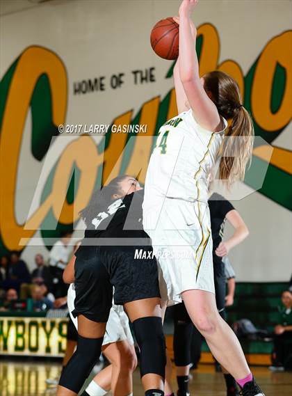 Thumbnail 3 in Bishop Montgomery @ Canyon (CIF SoCal Regional Playoffs) photogallery.