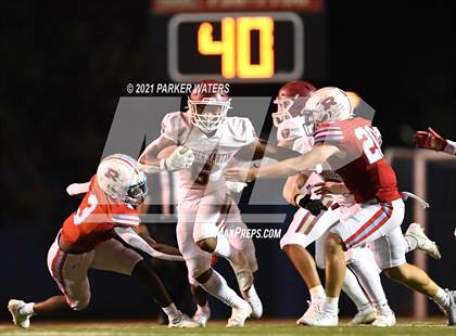 Thumbnail 3 in Brother Martin @ Archbishop Rummel (LHSAA D1 Round 1 Playoff) photogallery.