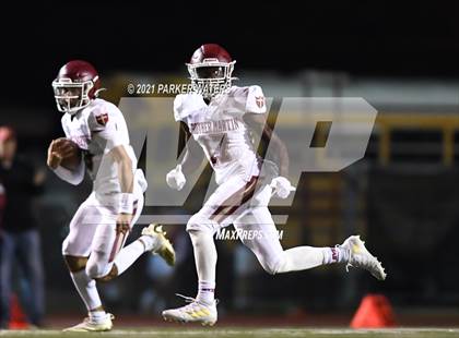 Thumbnail 3 in Brother Martin @ Archbishop Rummel (LHSAA D1 Round 1 Playoff) photogallery.