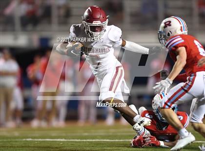 Thumbnail 2 in Brother Martin @ Archbishop Rummel (LHSAA D1 Round 1 Playoff) photogallery.
