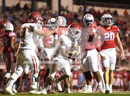 Thumbnail 2 in Brother Martin @ Archbishop Rummel (LHSAA D1 Round 1 Playoff) photogallery.