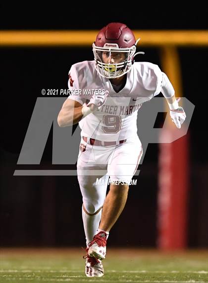 Thumbnail 1 in Brother Martin @ Archbishop Rummel (LHSAA D1 Round 1 Playoff) photogallery.