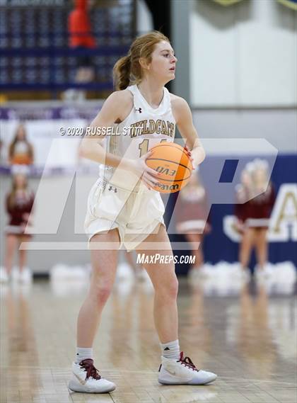 Thumbnail 2 in Cashion vs Hennessey photogallery.