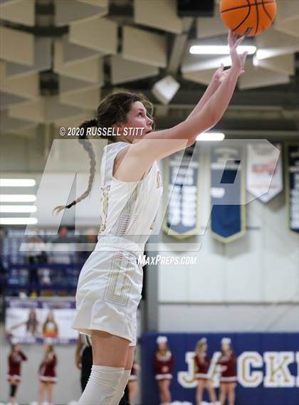 Thumbnail 2 in Cashion vs Hennessey photogallery.