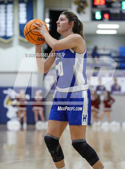 Thumbnail 2 in Cashion vs Hennessey photogallery.